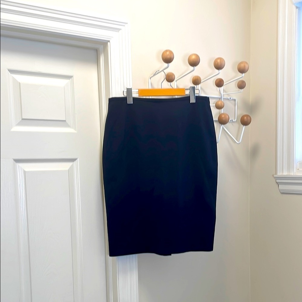 Brooks Brothers - Made in Italy Tollegno 1900 100% Wool Skirt - Navy - 8